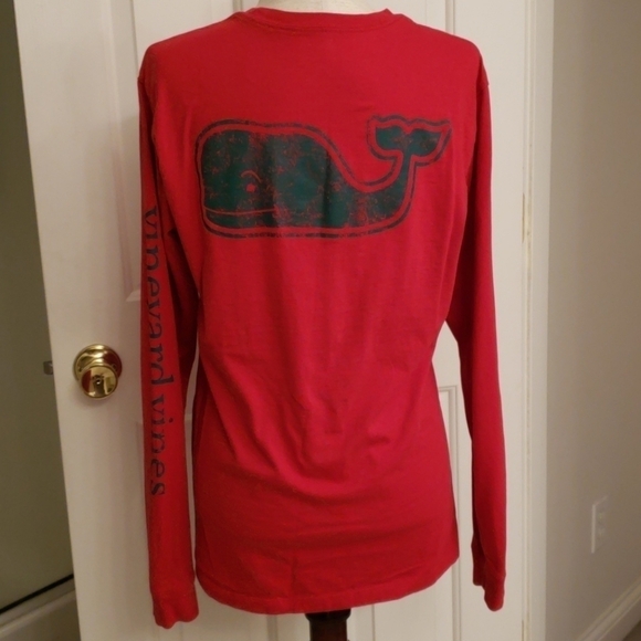 Vineyard Vines Red Christmas T-Shirt - Picture 6 of 9